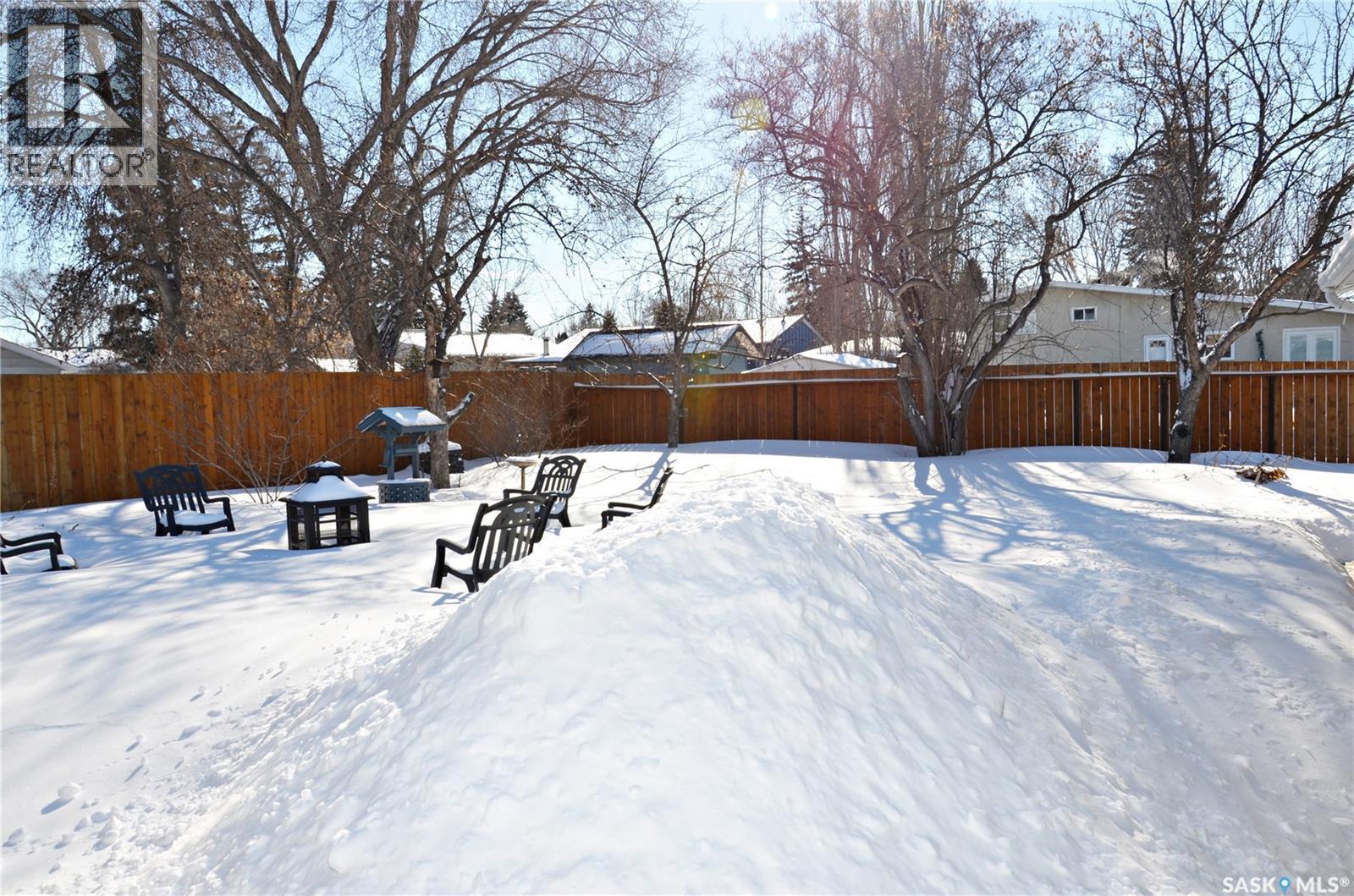 28 Malta Crescent, Saskatoon, SK - Outdoor