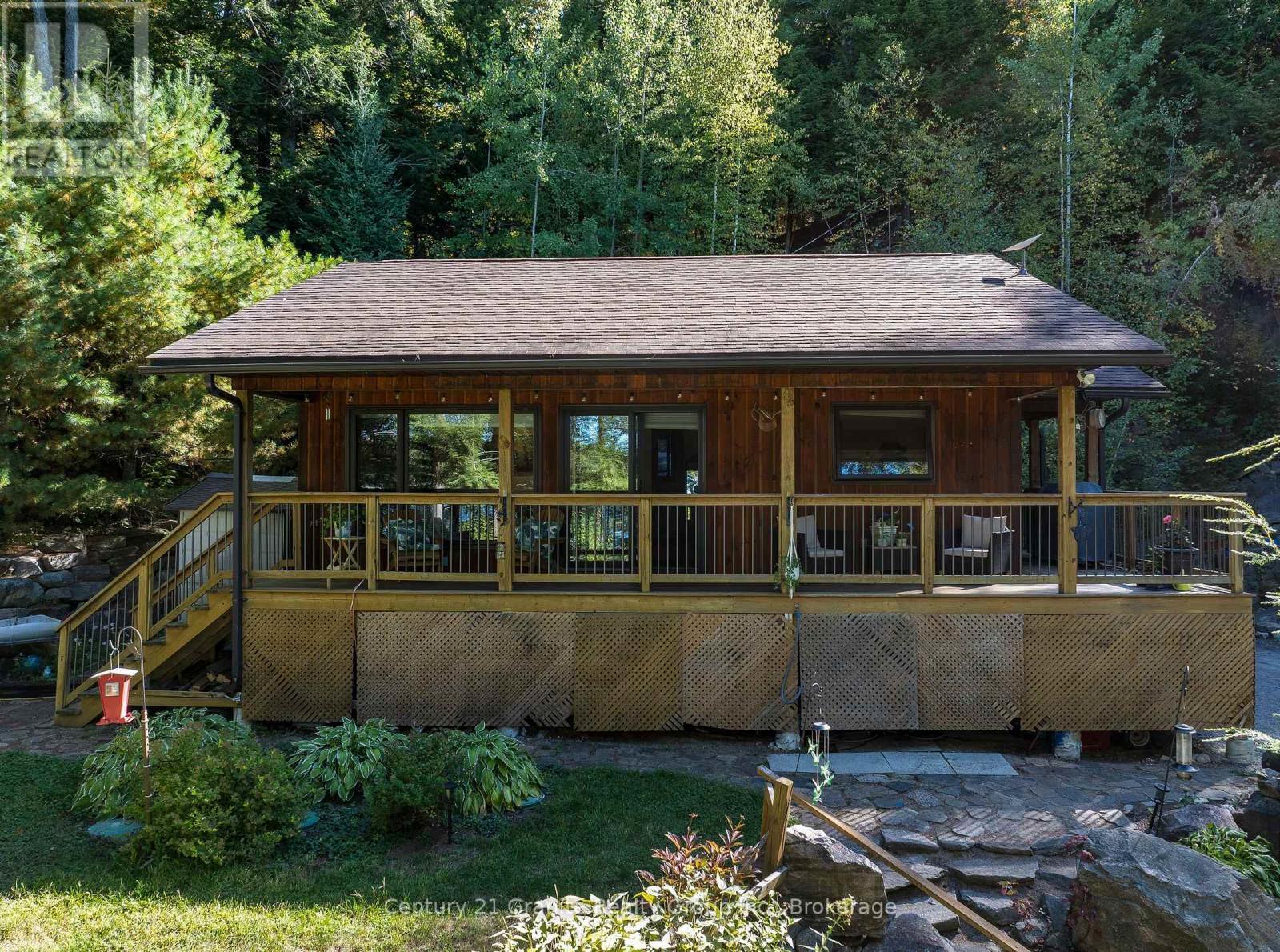 1219 Marathon Drive, Minden Hills (Minden), ON - Outdoor With Deck Patio Veranda