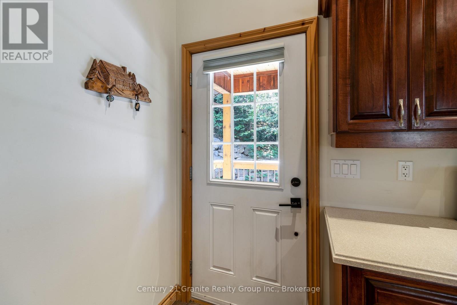 1219 Marathon Drive, Minden Hills (Minden), ON - Indoor Photo Showing Other Room