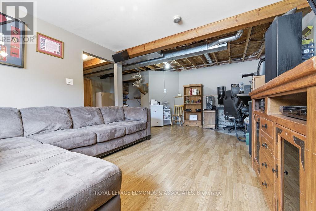 28 Bob Seguin Drive, Laurentian Hills, ON - Indoor