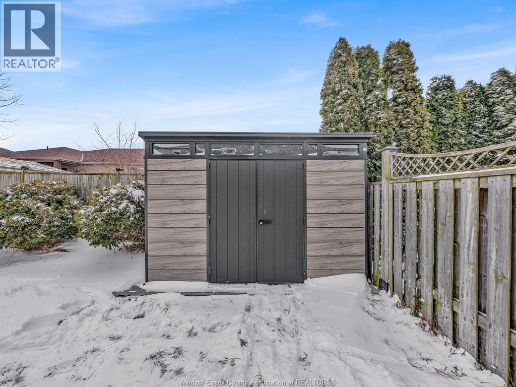 433 Rosewood, Lakeshore, ON - Outdoor