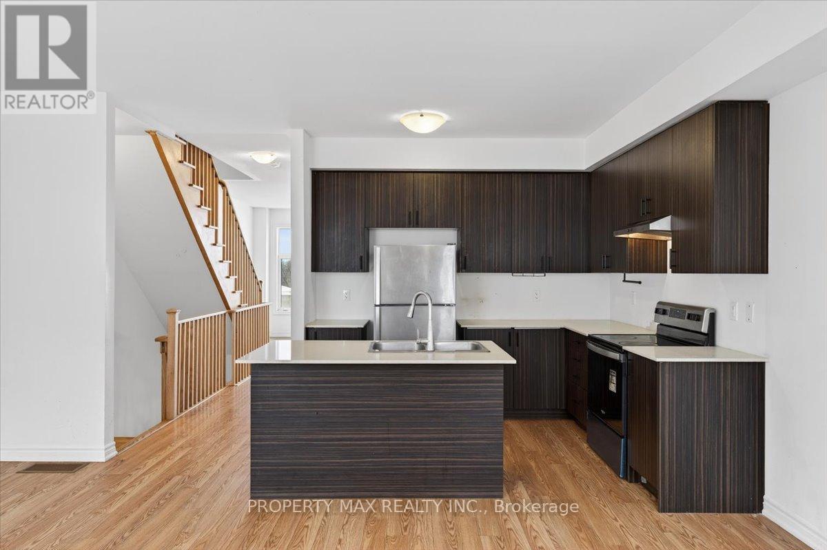 775 Chinook Path, Oshawa, ON - Indoor Photo Showing Kitchen