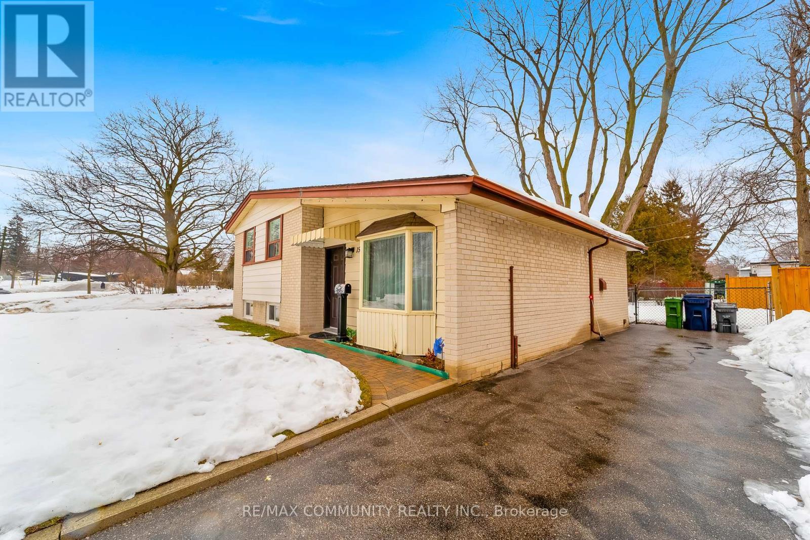 15 Ben Stanton Boulevard, Toronto, ON - Outdoor