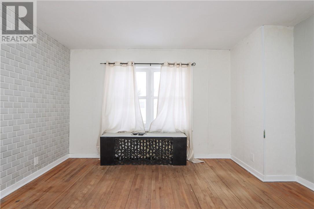 14 Domenico Street, Copper Cliff, ON - Indoor Photo Showing Other Room