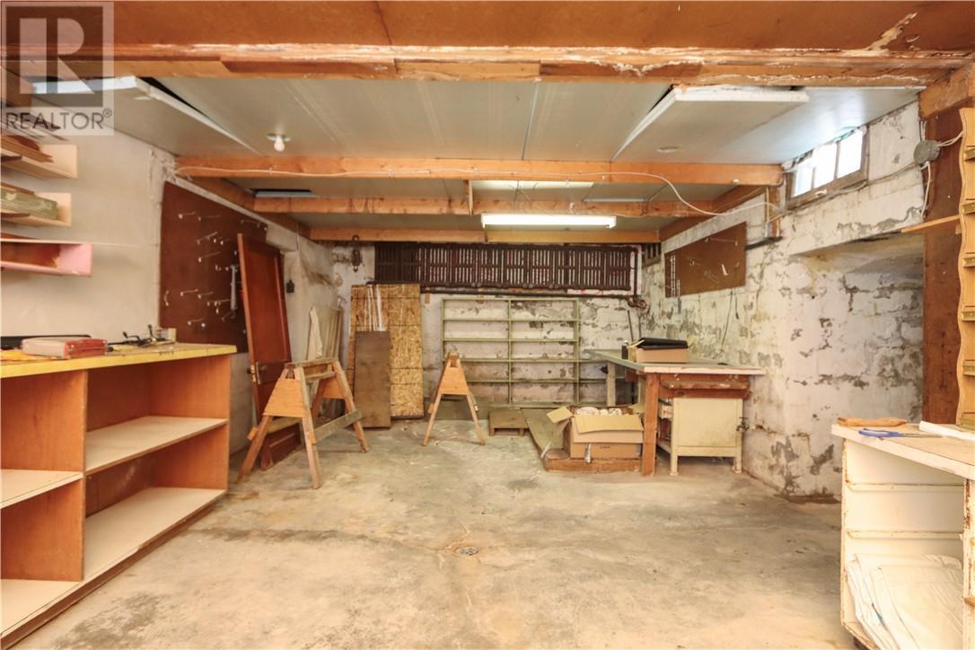 14 Domenico Street, Copper Cliff, ON - Indoor