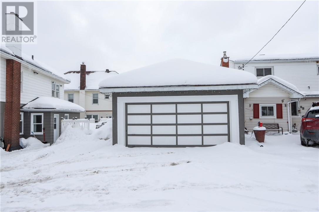 14 Domenico Street, Copper Cliff, ON - Outdoor