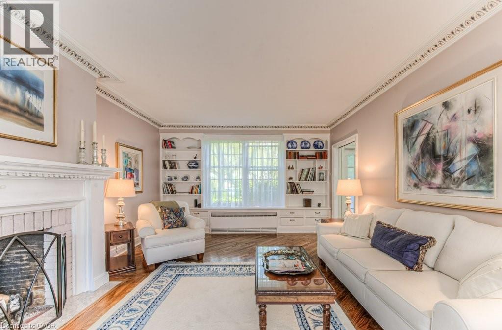 71 Rusholme Road, Kitchener, ON - Indoor Photo Showing Living Room With Fireplace
