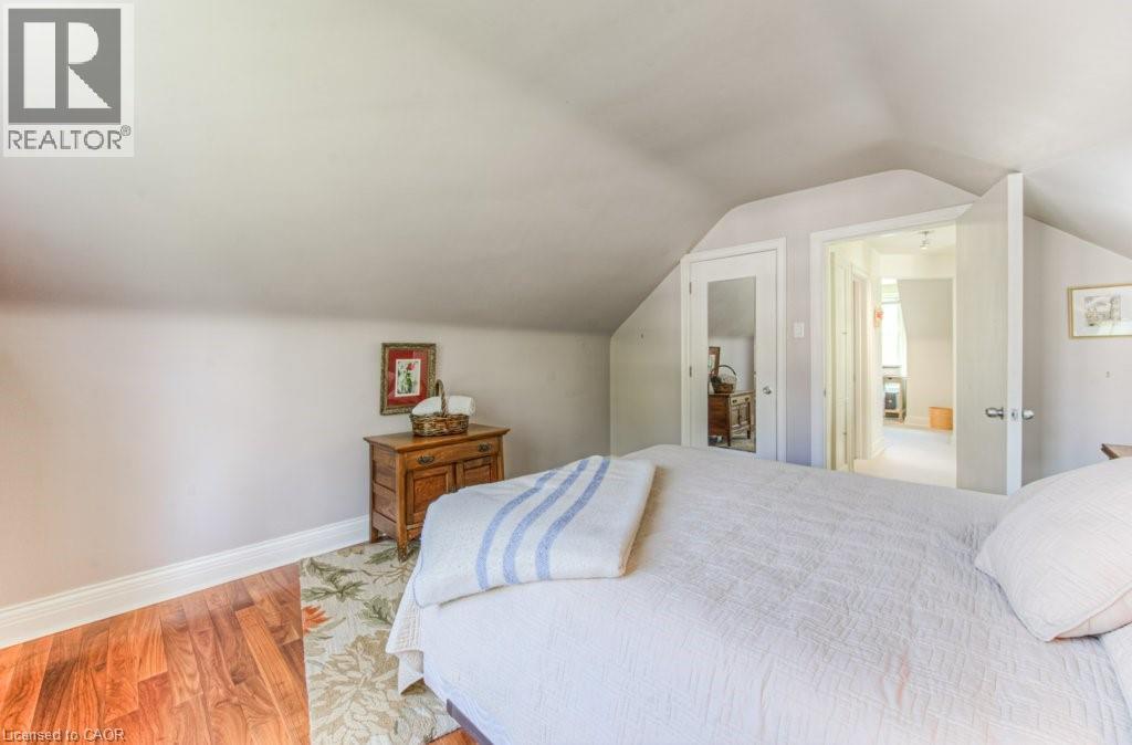 71 Rusholme Road, Kitchener, ON - Indoor Photo Showing Bedroom