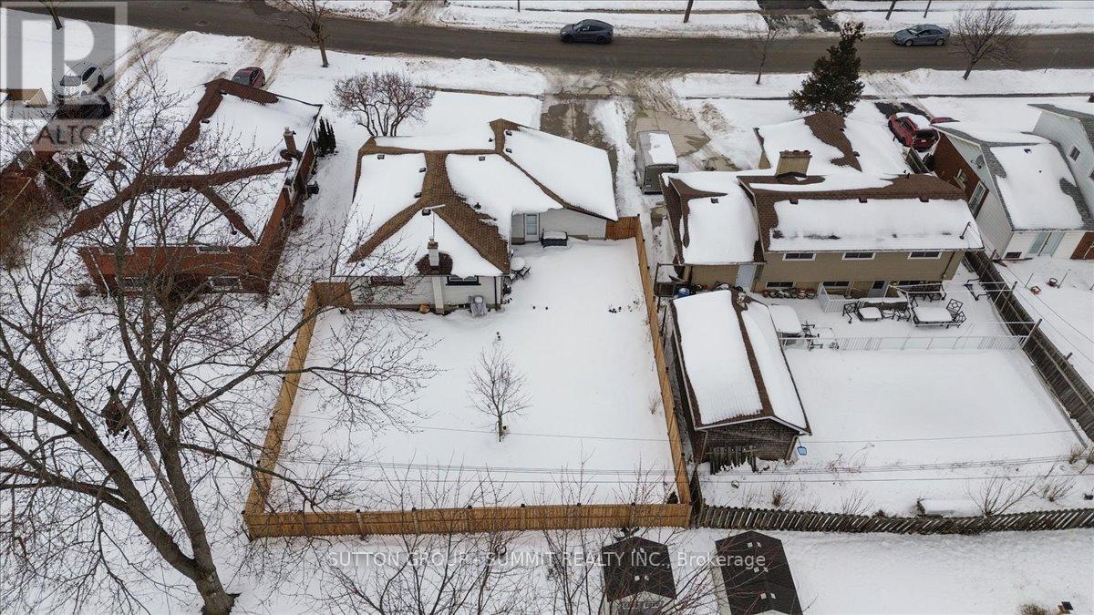 22 Oak Street, Welland, ON - Outdoor