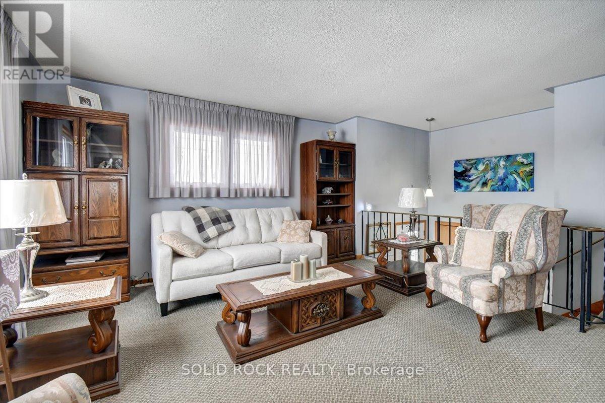 111 Church Street, Trent Hills, ON - Indoor Photo Showing Living Room