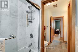Semi-Ensuite to Primary -