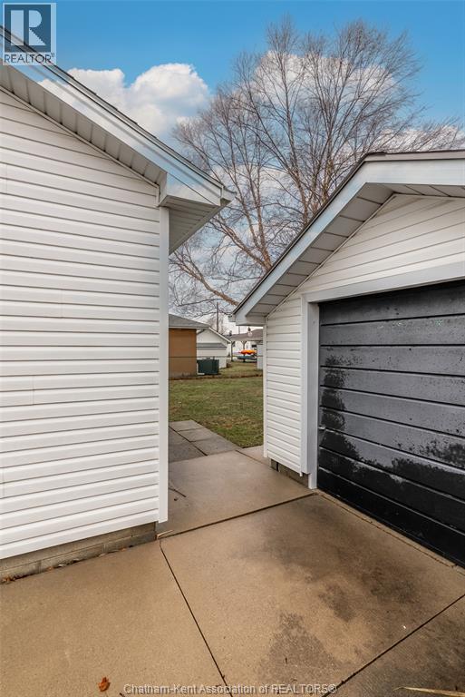 64 David Street, Wallaceburg, ON - Outdoor With Exterior