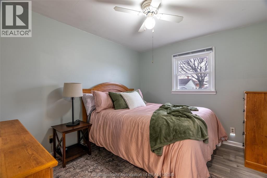 64 David Street, Wallaceburg, ON - Indoor Photo Showing Bedroom