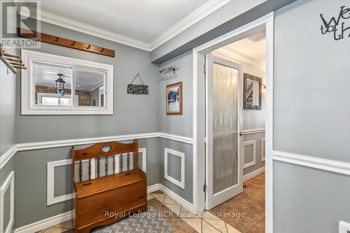 119 Kingston Drive, West Grey, ON - Indoor Photo Showing Other Room