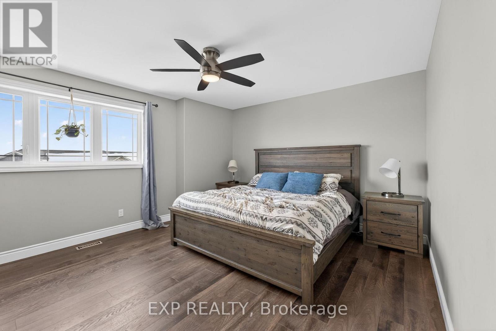 25 Virginia Crescent, Belleville (Thurlow Ward), ON - Indoor Photo Showing Bedroom