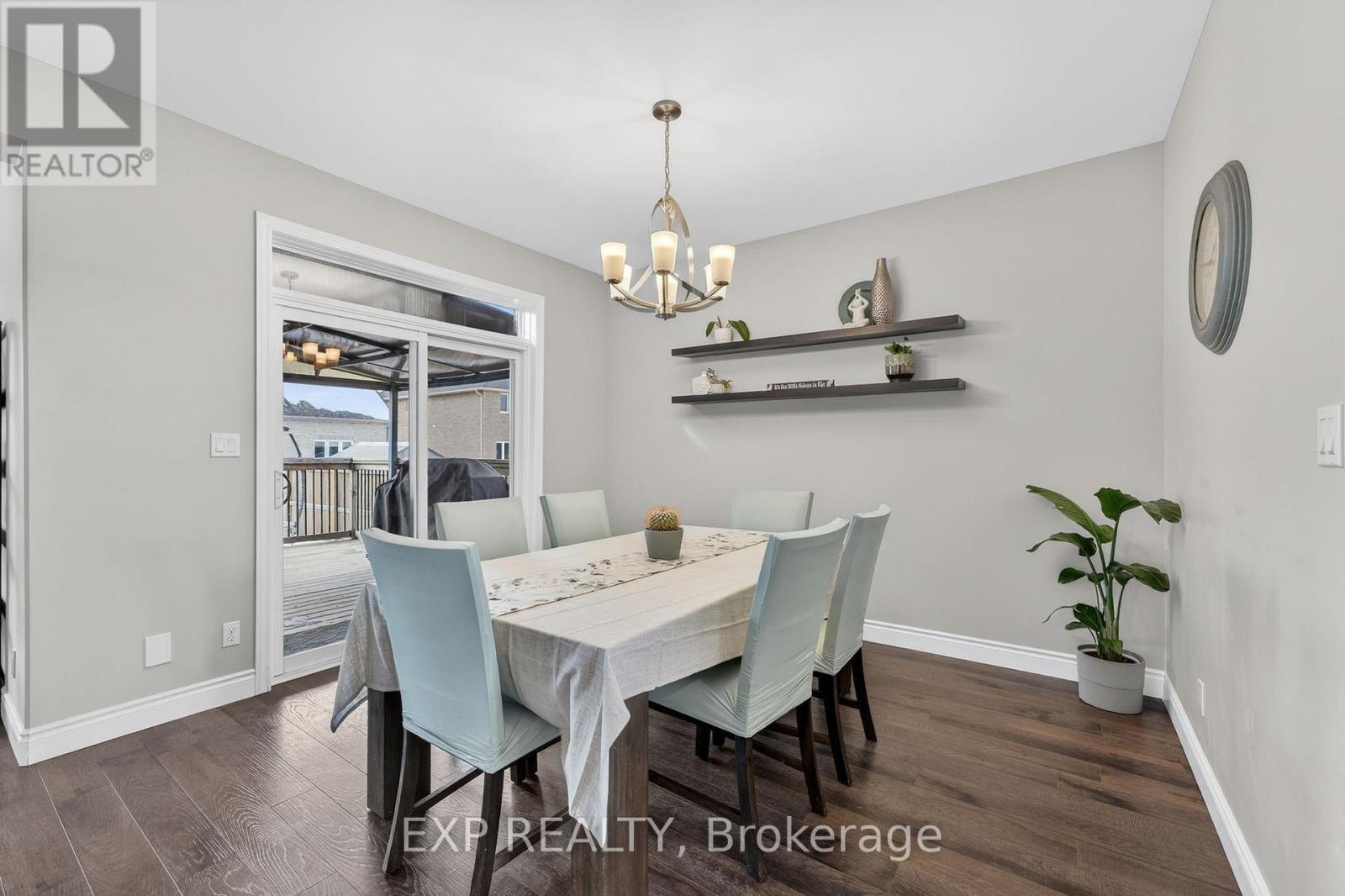 25 Virginia Crescent, Belleville (Thurlow Ward), ON - Indoor Photo Showing Dining Room