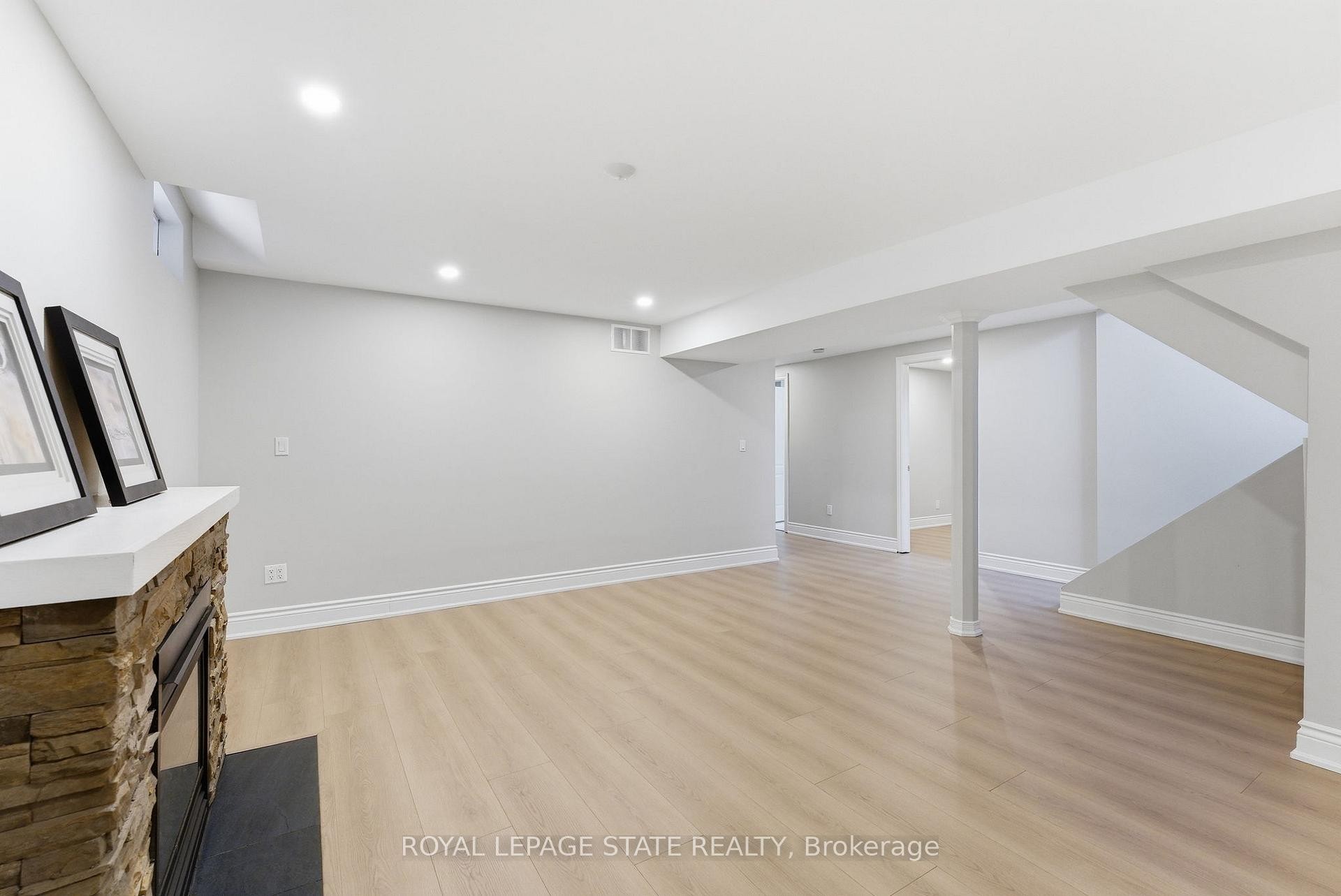 3 Holkham Avenue, Hamilton, ON - Indoor