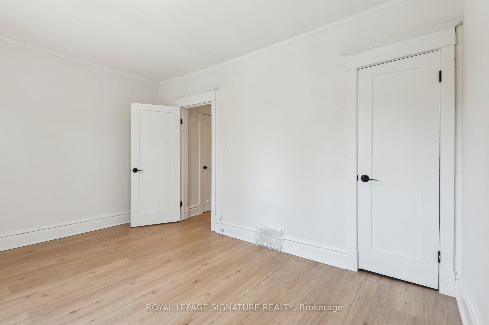 176 Gillard Avenue, Toronto, ON