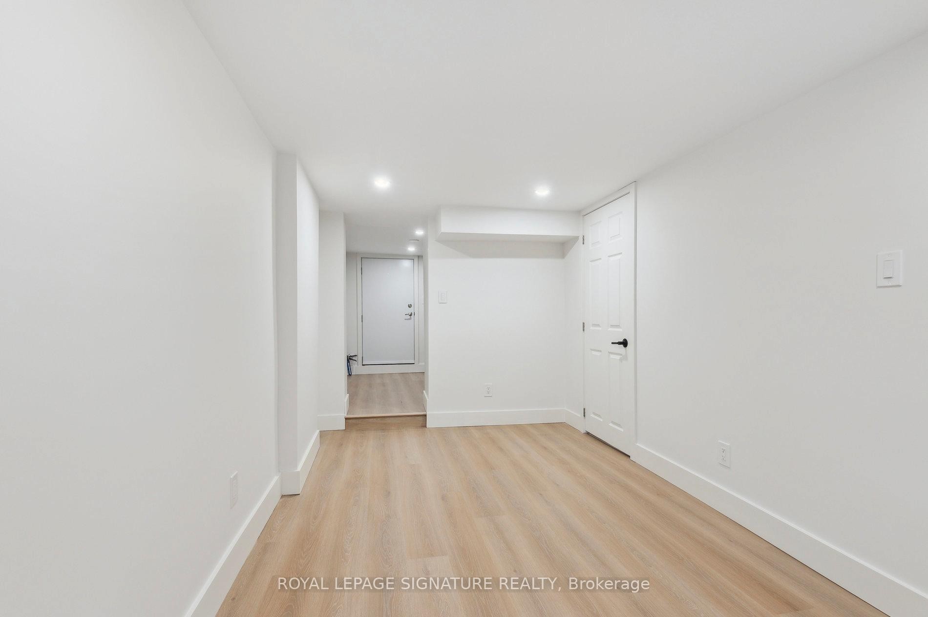 176 Gillard Avenue, Toronto, ON