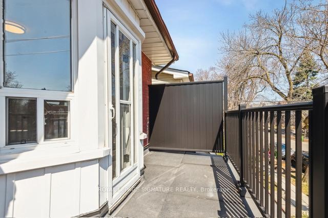 176 Gillard Avenue, Toronto, ON