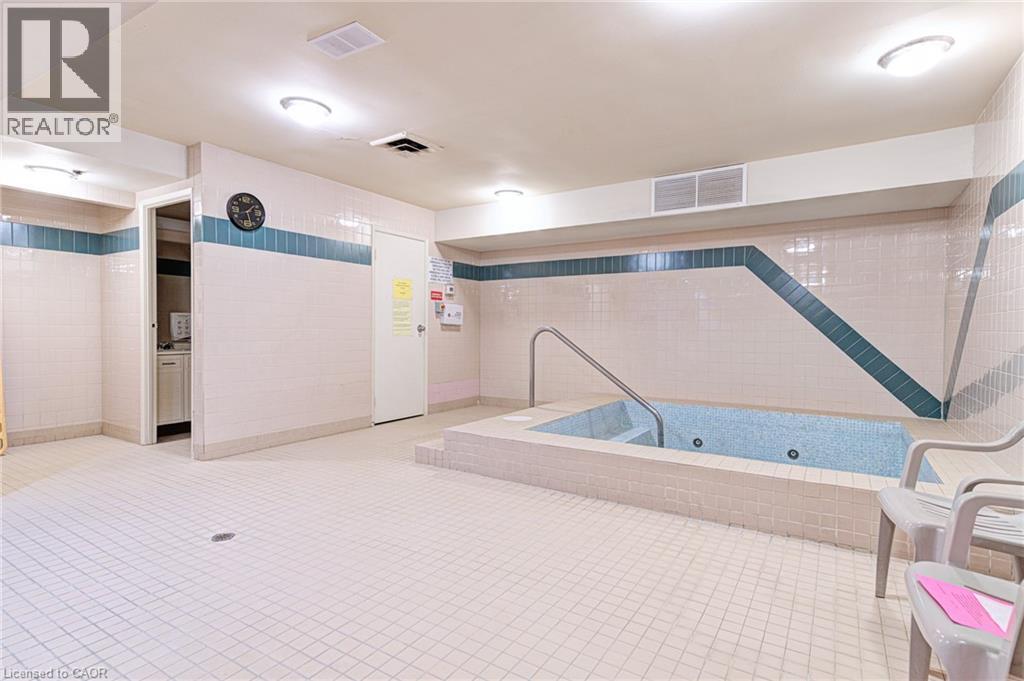 Spa - 93 Westwood Road Unit# 206, Guelph, ON - Indoor Photo Showing Other Room