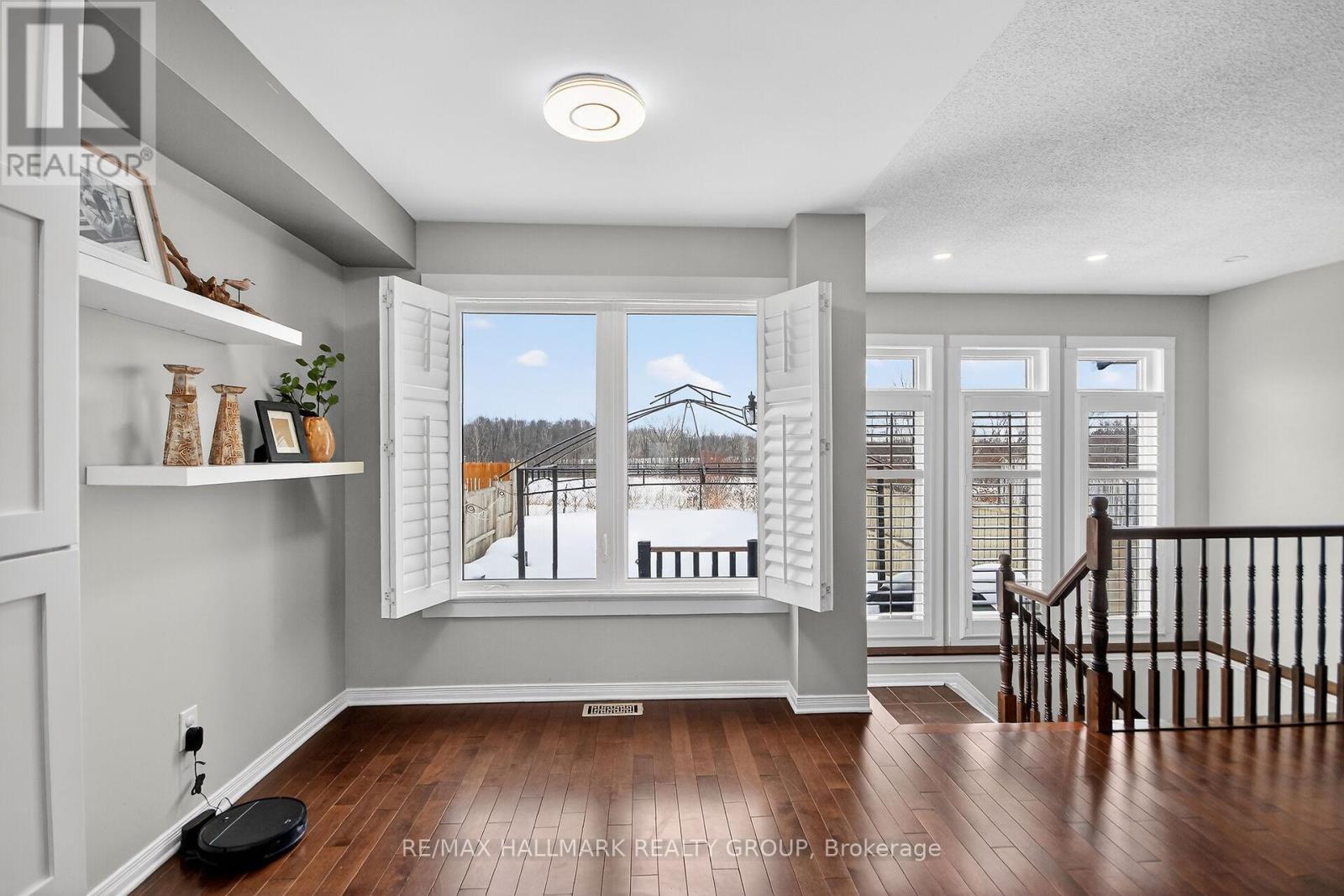 164 Trail Side Circle, Ottawa, ON - Indoor Photo Showing Other Room