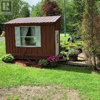 Dollhouse/ Playhouse - 3322 Cedar Grove Road, Edwardsburgh/Cardinal, ON - Outdoor