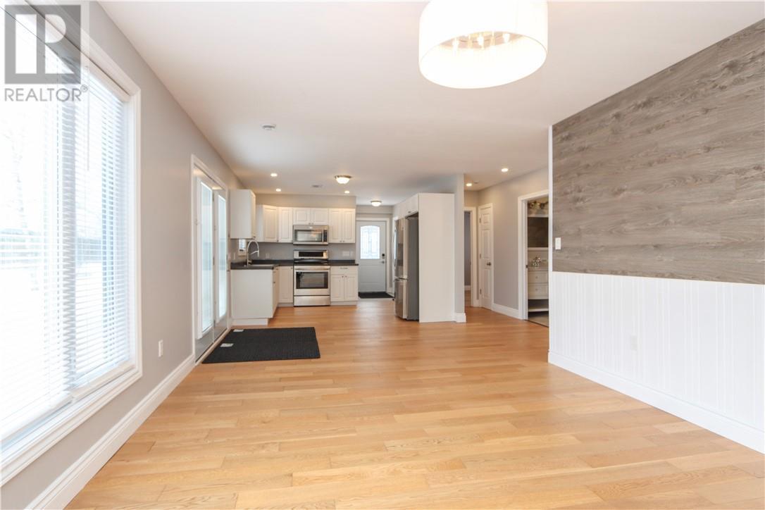 312 Allan Street, Coniston, ON - Indoor