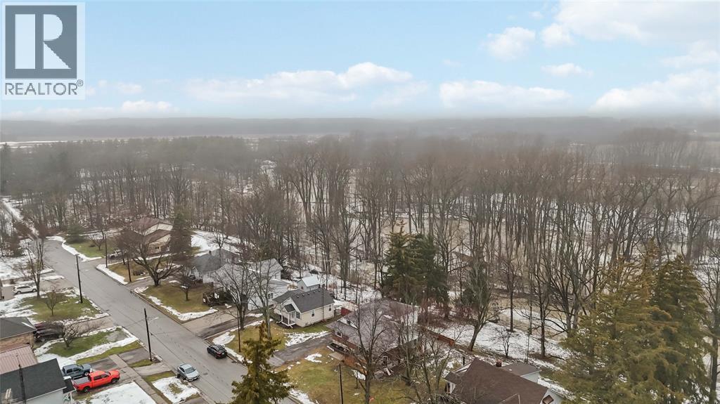2346 Sydenham Avenue, St Clair, ON - Outdoor With View