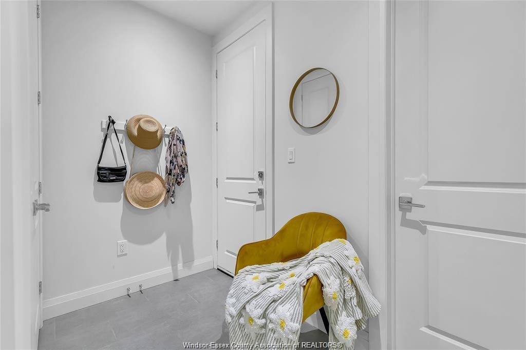 301-233 Watson, Windsor, ON