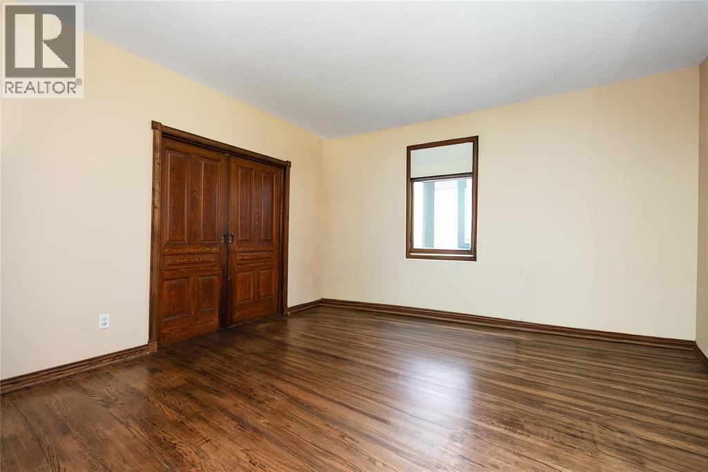 3201 Park Street, Brooke-Alvinston, ON - Indoor Photo Showing Other Room