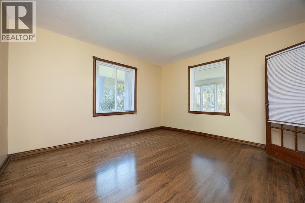 3201 Park Street, Brooke-Alvinston, ON - Indoor Photo Showing Other Room