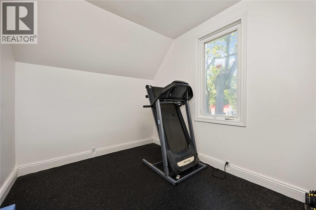 3201 Park Street, Brooke-Alvinston, ON - Indoor Photo Showing Gym Room