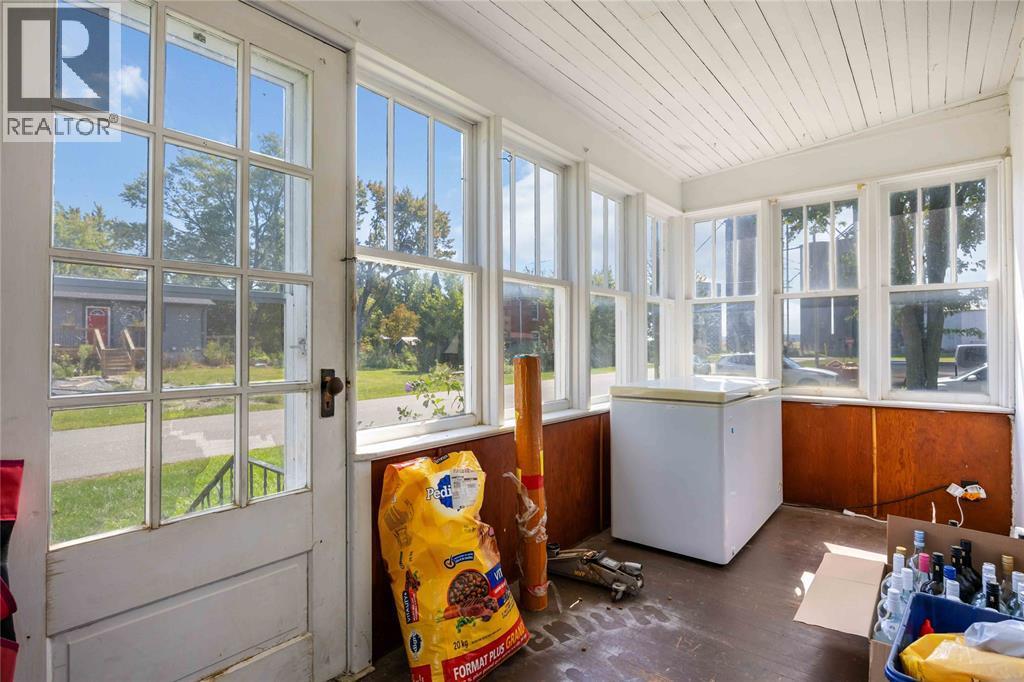 3201 Park Street, Brooke-Alvinston, ON - Indoor Photo Showing Other Room