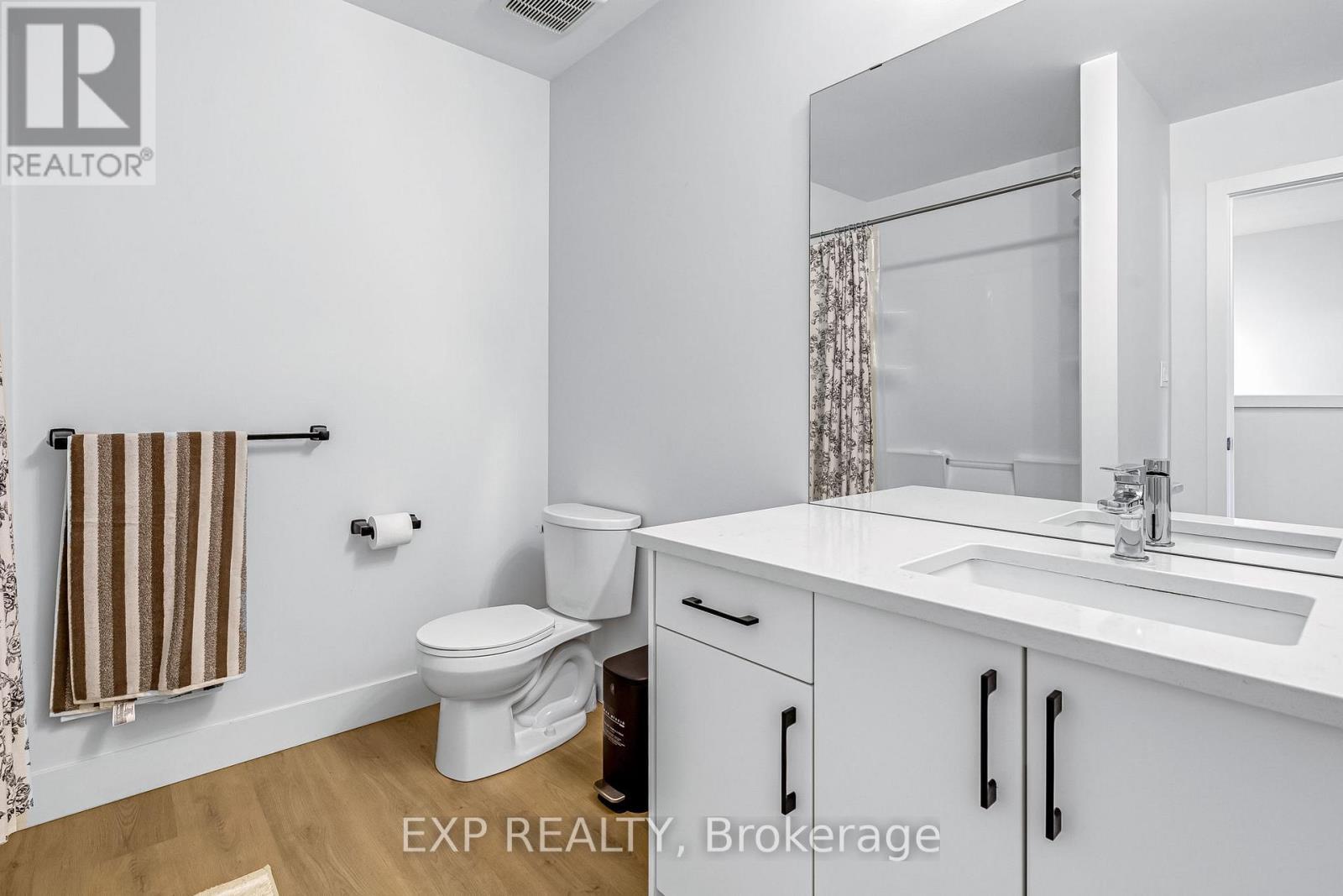 2nd Floor 4 pc Bath - 26 - 1870 Aldersbrook Gate, London North (North S), ON