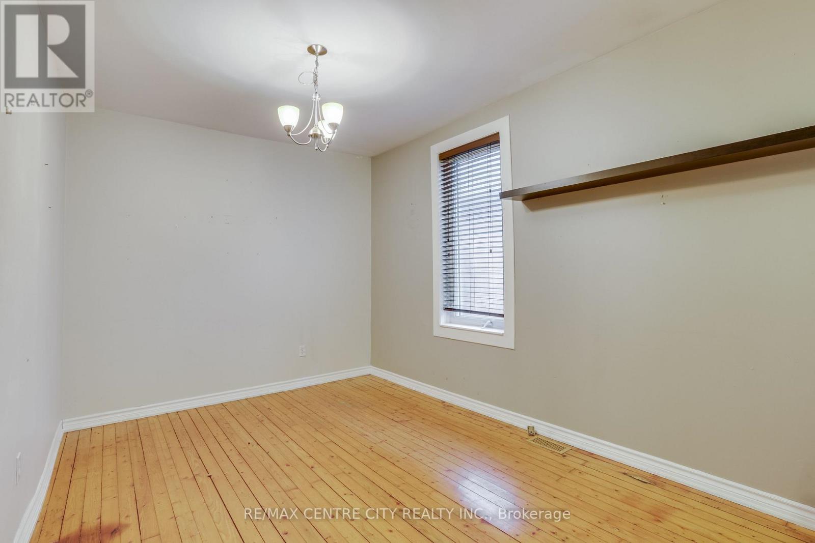 430 Kathleen Avenue, London East (East H), ON - Indoor Photo Showing Other Room