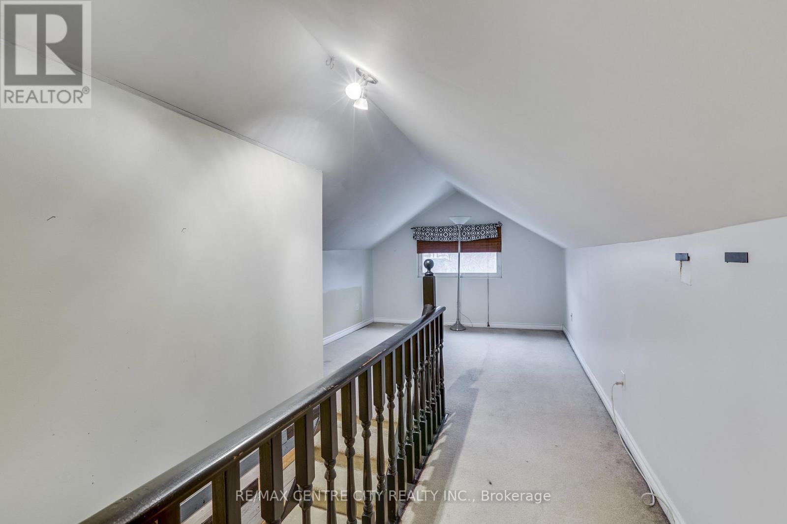 430 Kathleen Avenue, London East (East H), ON - Indoor Photo Showing Other Room