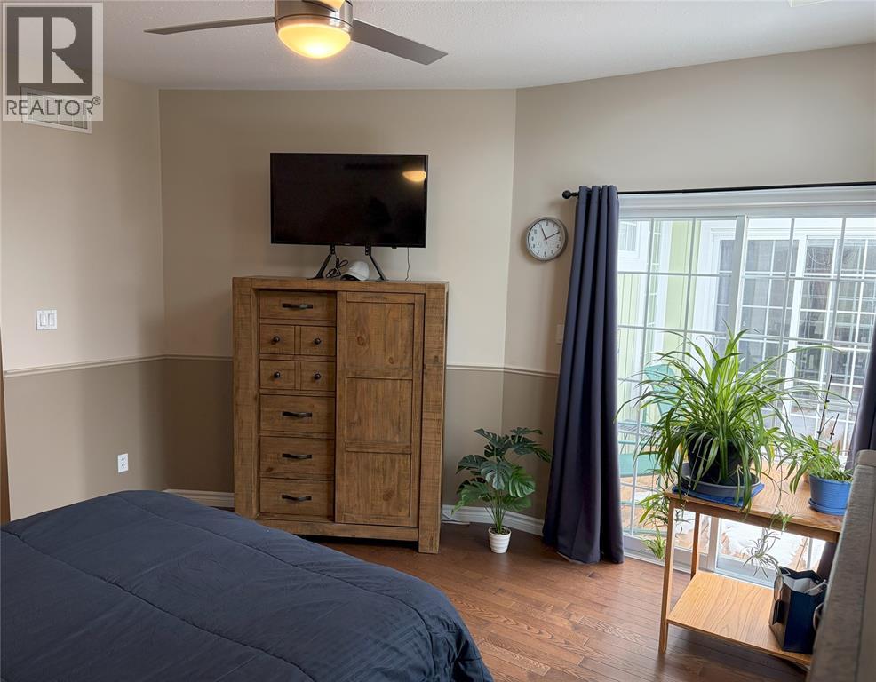 13 Oakwood Links Lane, Grand Bend, ON - Indoor Photo Showing Bedroom