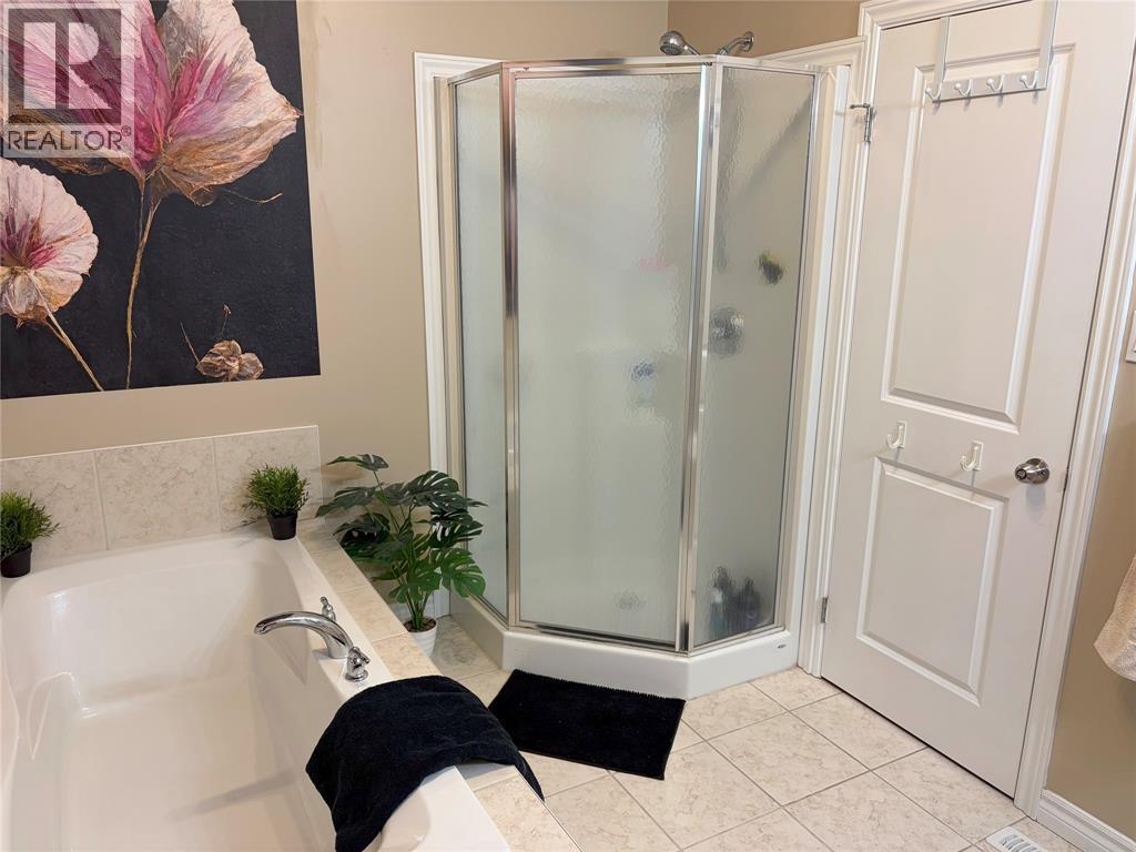 13 Oakwood Links Lane, Grand Bend, ON - Indoor Photo Showing Bathroom