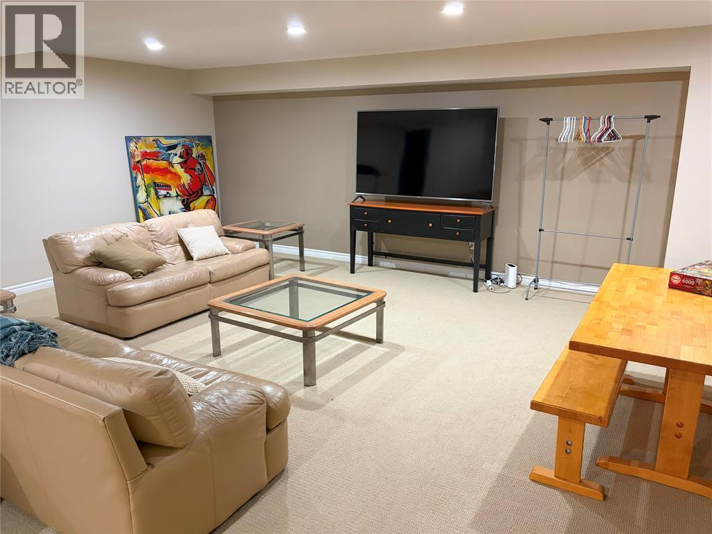 13 Oakwood Links Lane, Grand Bend, ON - Indoor