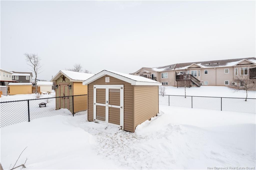 73 Lakeburn Ave, Dieppe, NB