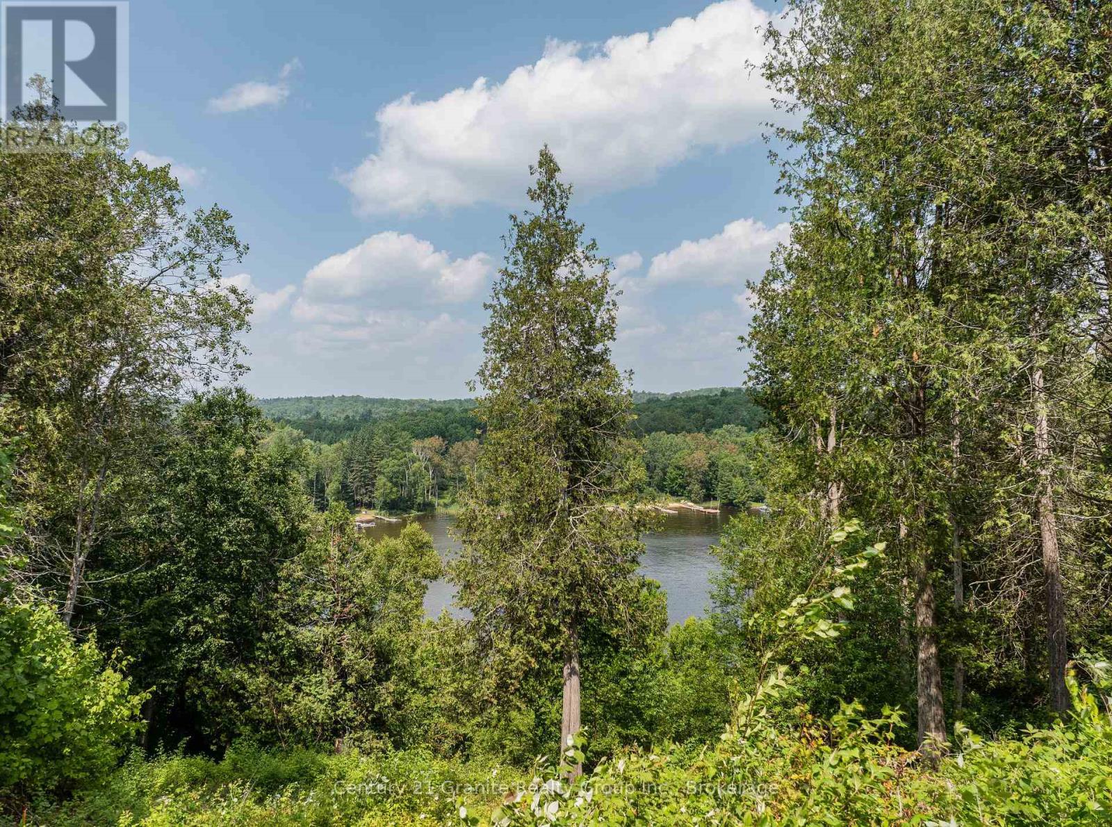 1059 Dunn Road, Dysart Et Al (Harburn), ON