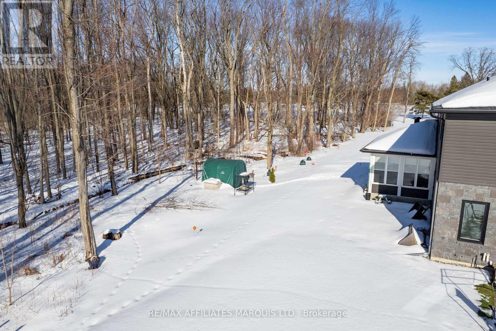 6625 Sutherland Avenue, South Glengarry, ON - Outdoor