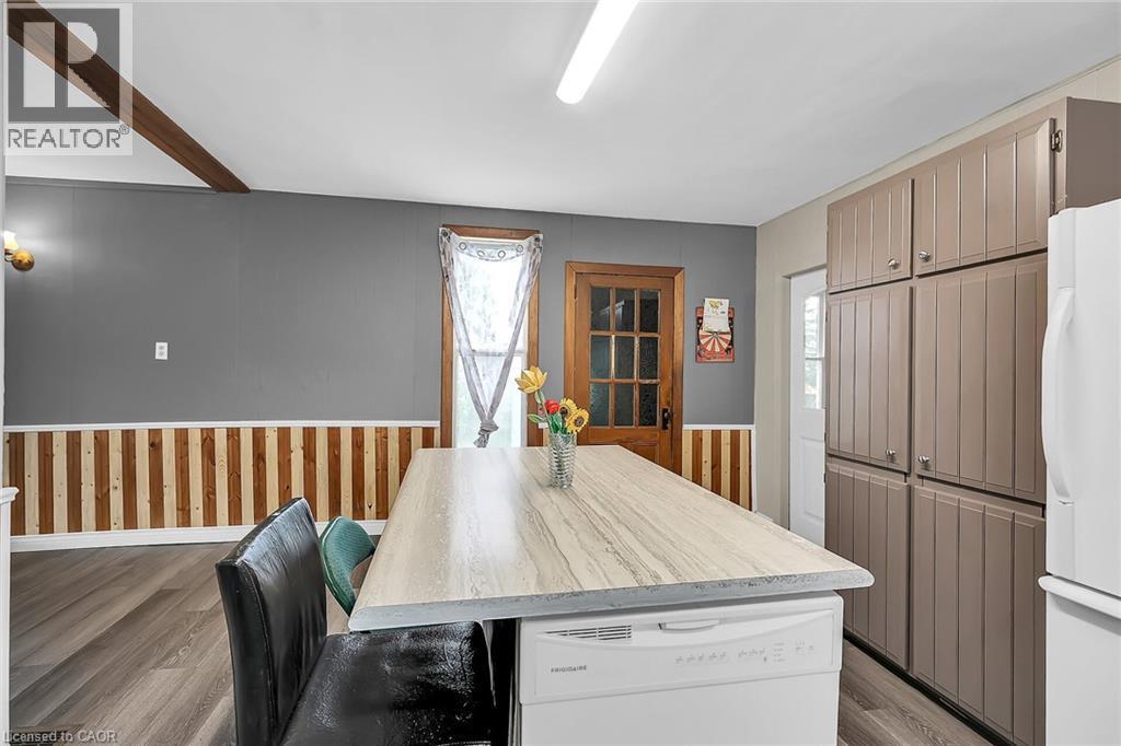 7 Greenock Street E, Port Dover, ON - Indoor