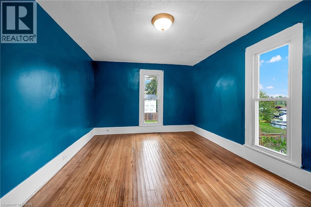 7 Greenock Street E, Port Dover, ON - Indoor Photo Showing Other Room