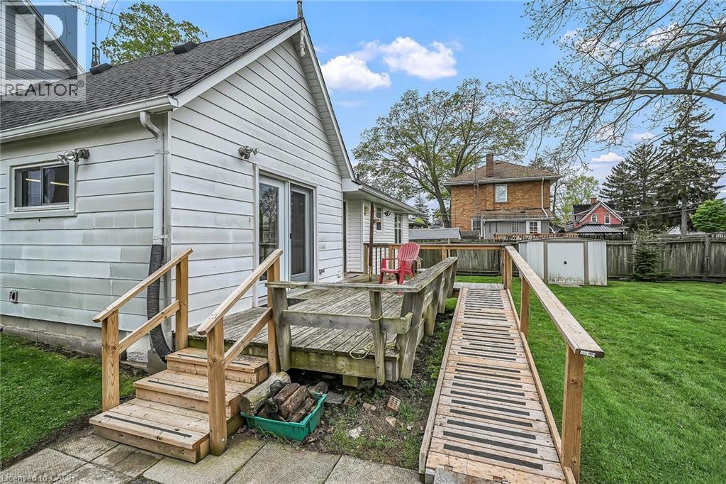 7 Greenock Street E, Port Dover, ON - Outdoor With Deck Patio Veranda