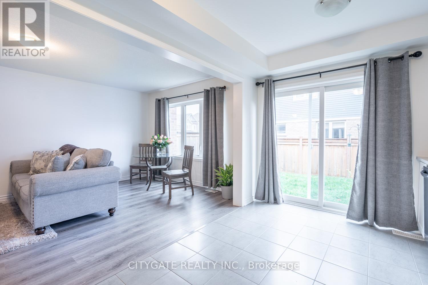 69 Mcmonies Drive, Hamilton, ON - Indoor