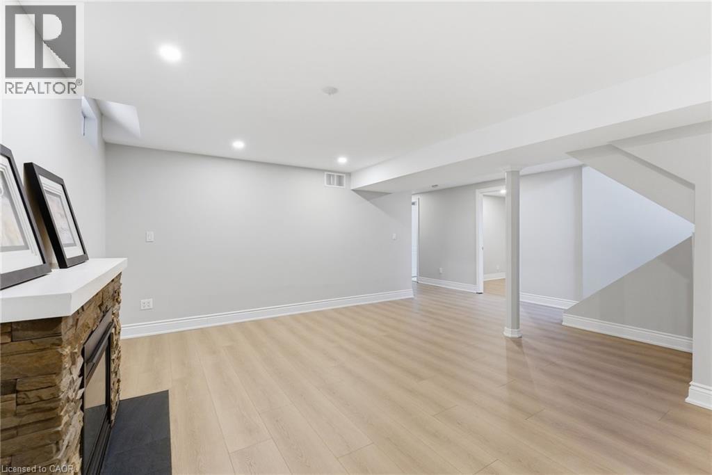 3 Holkham Avenue, Hamilton, ON - Indoor