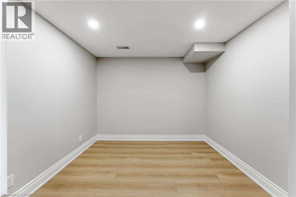 3 Holkham Avenue, Hamilton, ON - Indoor Photo Showing Other Room