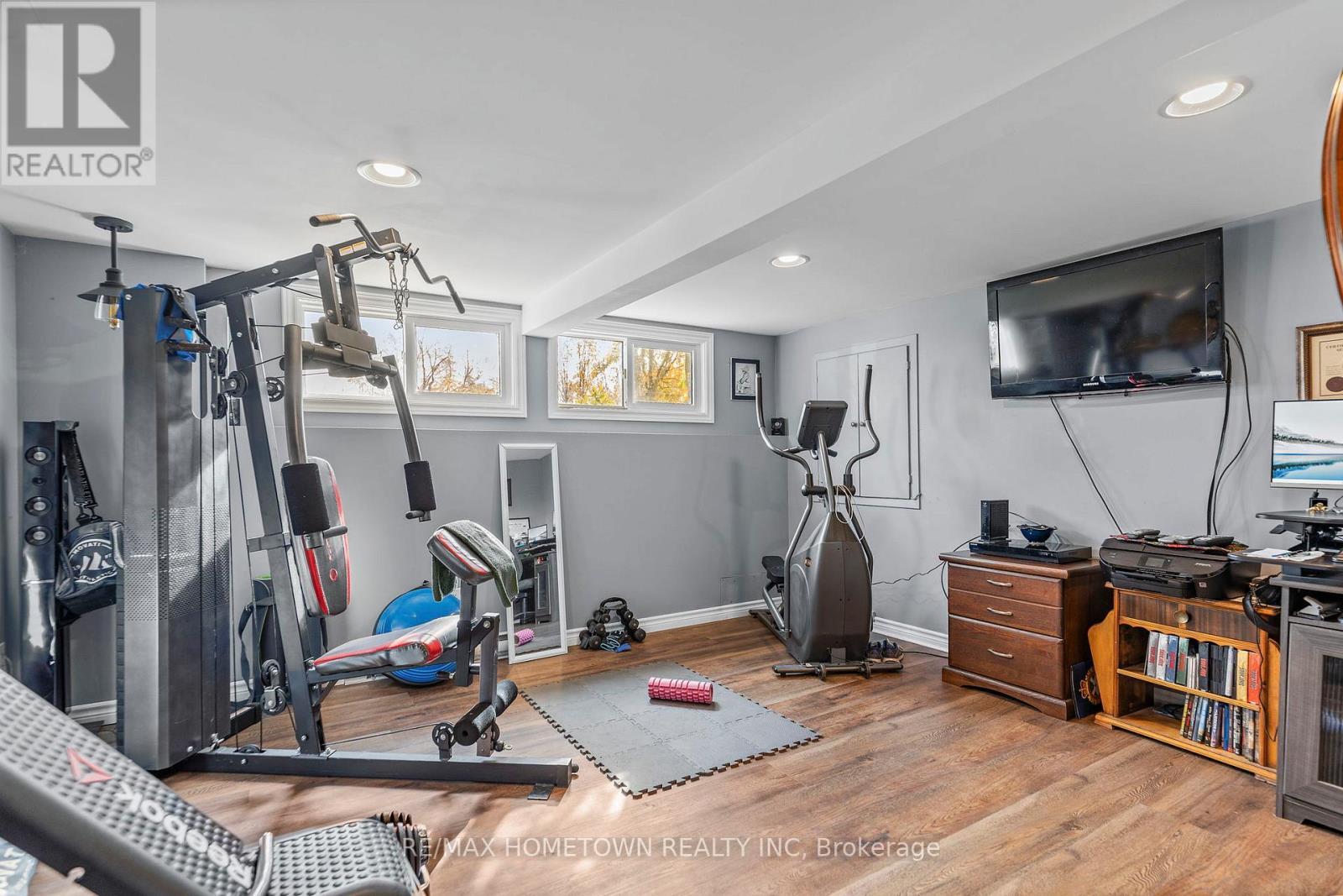 4 Meikle Drive, Augusta, ON - Indoor Photo Showing Gym Room